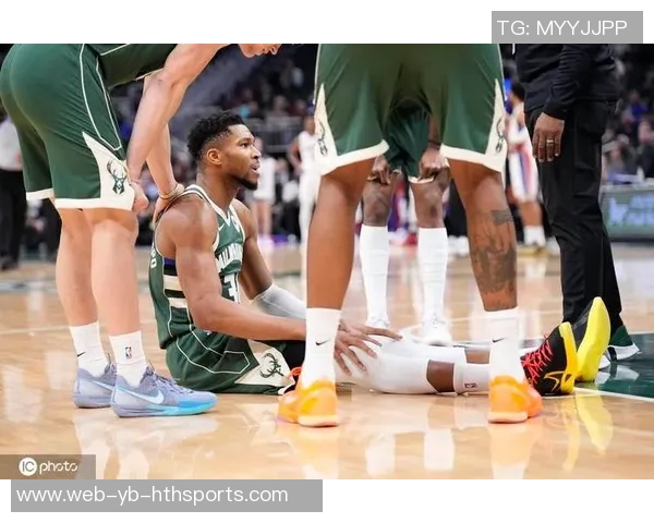 字母哥荣膺周最佳赛季前三战场均36分16板7助投篮命中率高达683