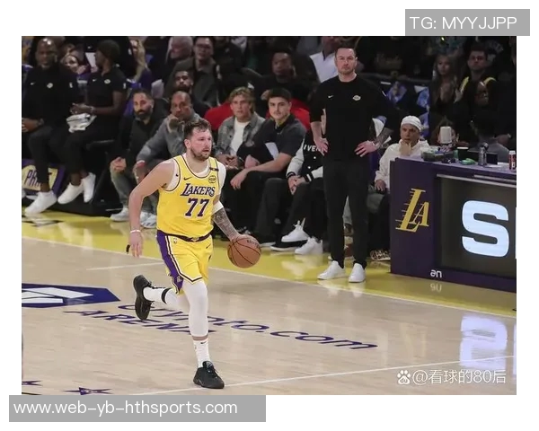 小卡复出首战迎胜利全场表现亮眼贡献21分6篮板5助攻2抢断