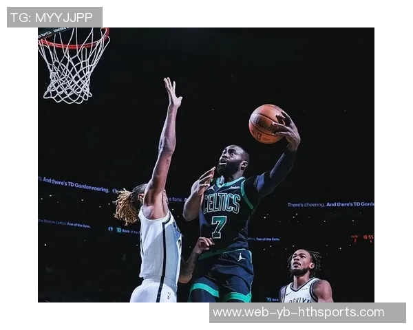 言多必失克拉克斯顿曾言未输尼克斯三年后战绩惨淡0胜9负